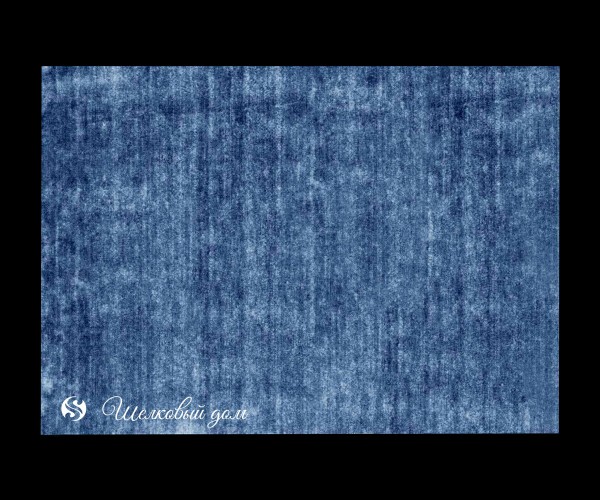 Темно-голубой ковер из шелка с вискозой