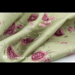 Зелёная вискоза ручной работы с вышивкой розы